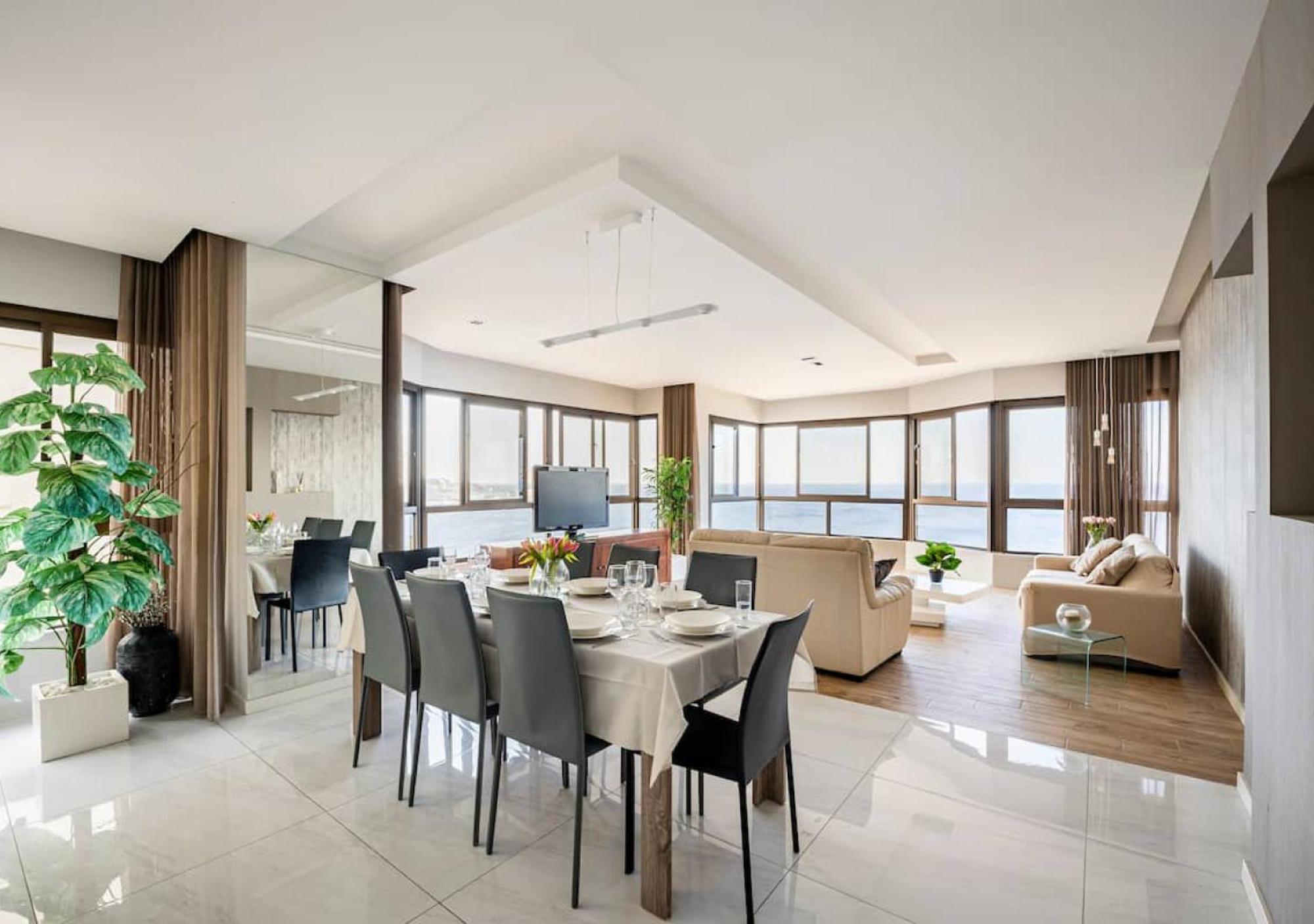 Sea View Luxury Haven Living & 3Bedrooms Seafront Σλιέμα Εξωτερικό φωτογραφία