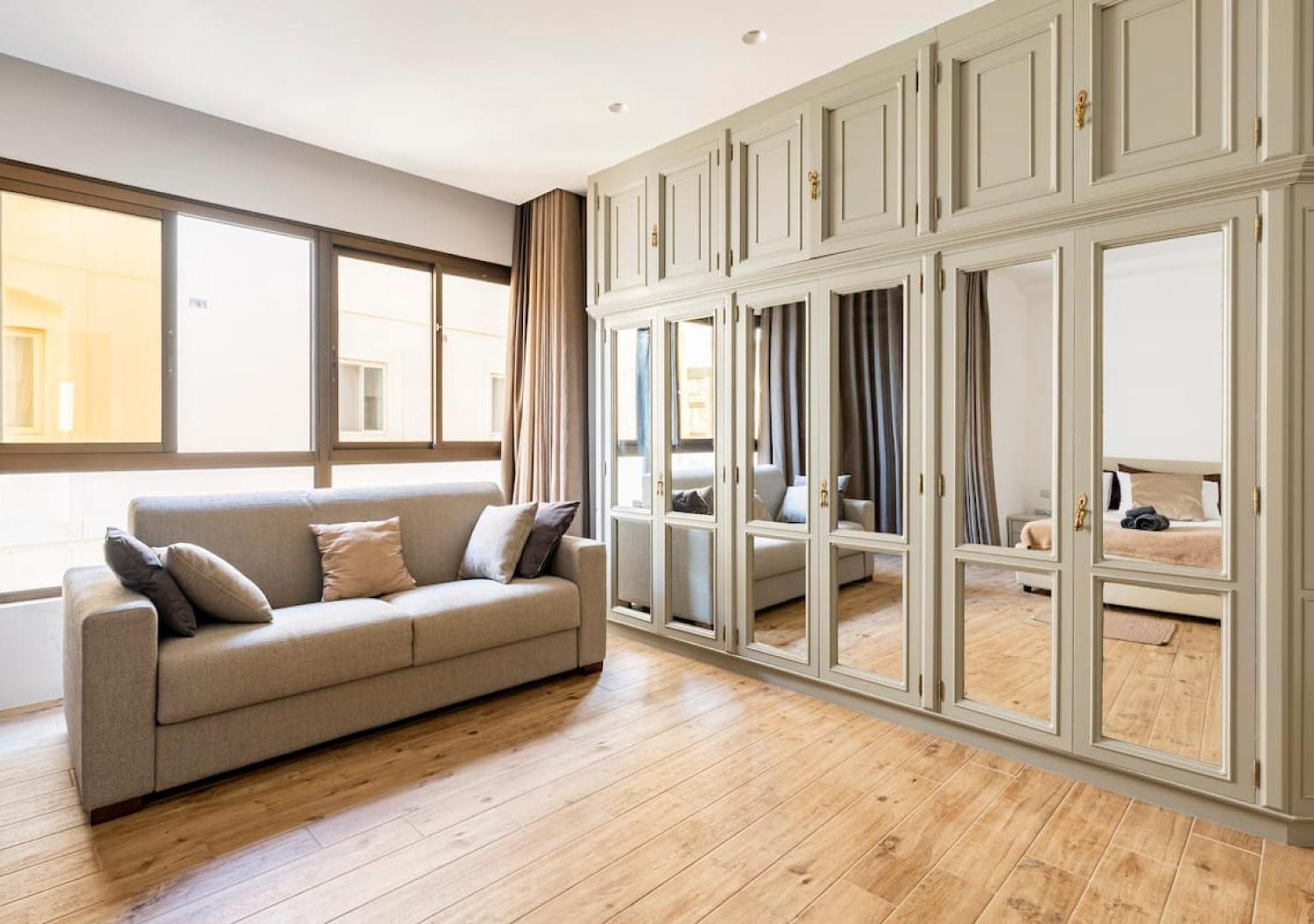 Sea View Luxury Haven Living & 3Bedrooms Seafront Σλιέμα Εξωτερικό φωτογραφία